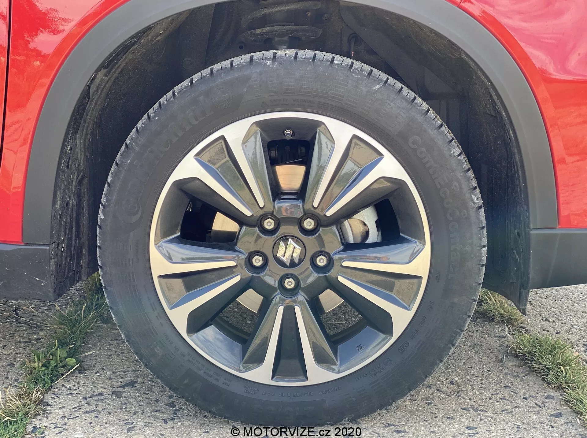 Suzuki Vitara характеристики, двигатели, поколения